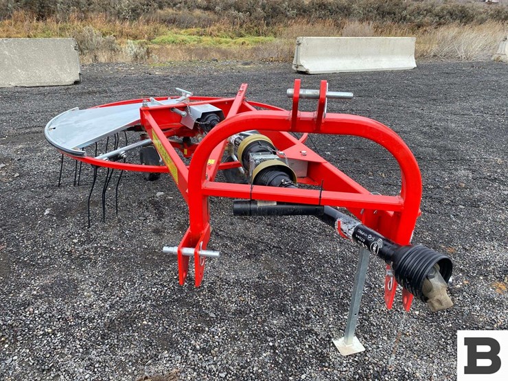 cesari-rc200-side-delivery-rake-image-4