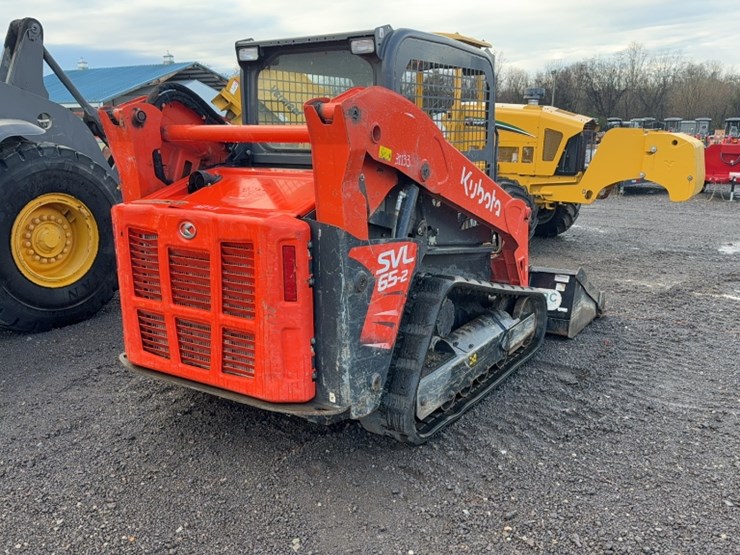 kubota-svl65-2-image-8