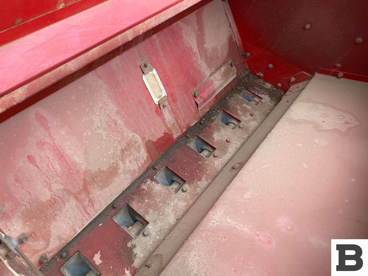 international-5100-image-29