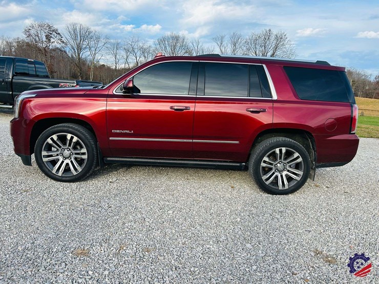 2018-gmc-yukon-denali-image-2