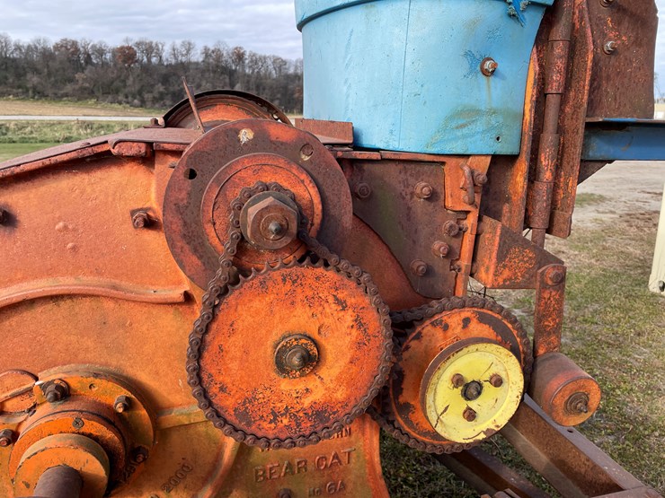 #1412-•-hammer-mill-with-screens-image-10