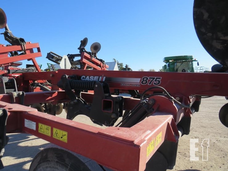 2014-case-ih-ecolo-tiger-875-image-4