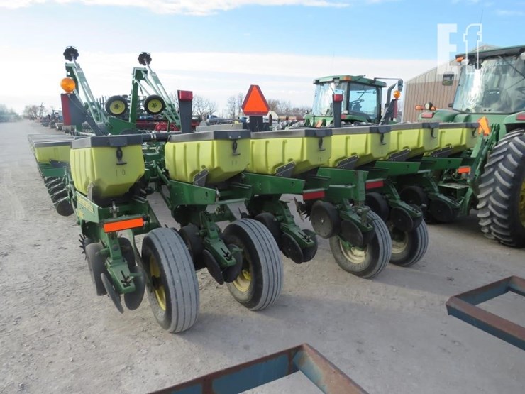 john-deere-1770-image-16