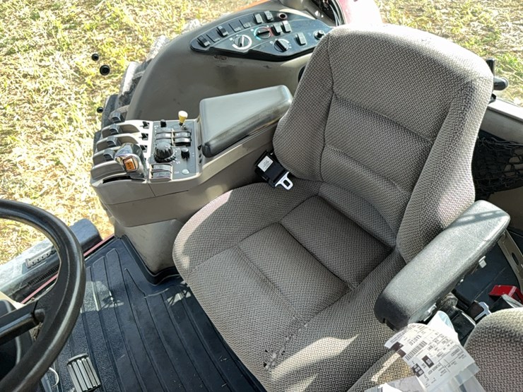 case-ih-magnum-335-image-60