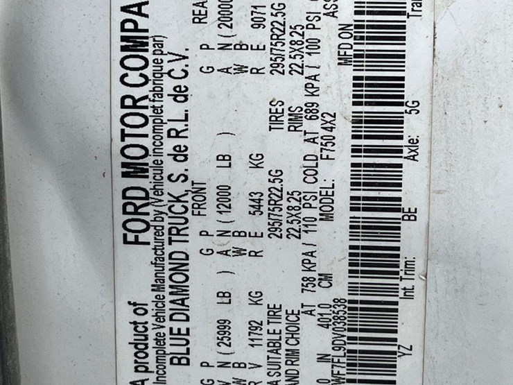 2013-ford-f750-image-69