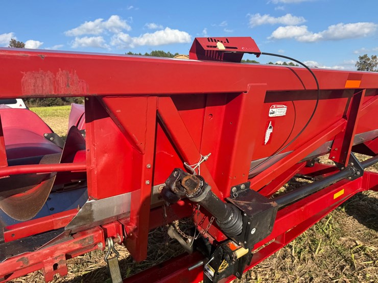 2011-case-ih-3412-image-35