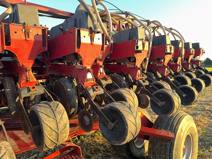 case-ih-1240-image-41