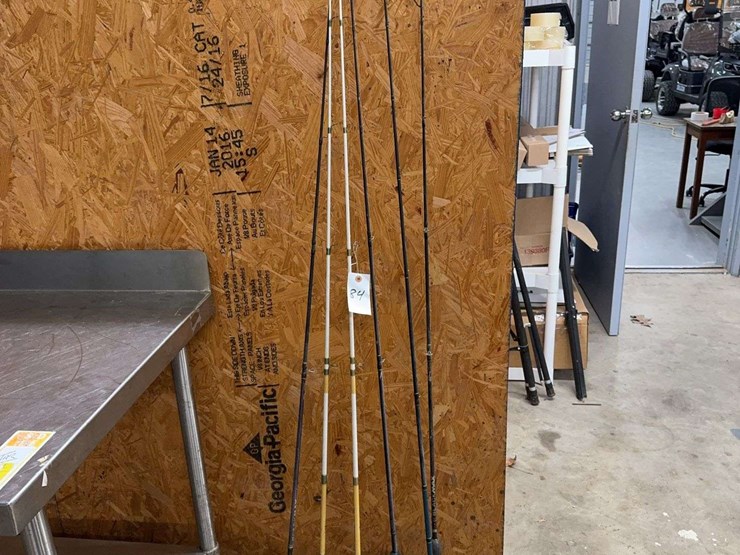 group-of-fishing-poles-&-reels-image-4