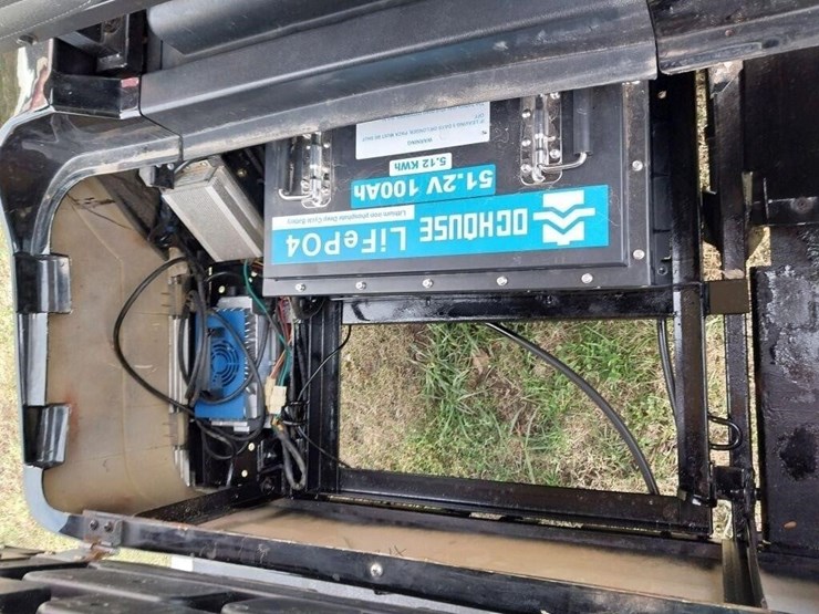 zone-electric-golf-cart-image-7