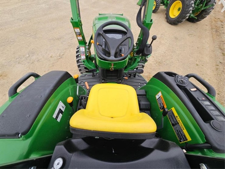 #3081-•-john-deere-4052-4x4-tractor/-400e-loader-image-21