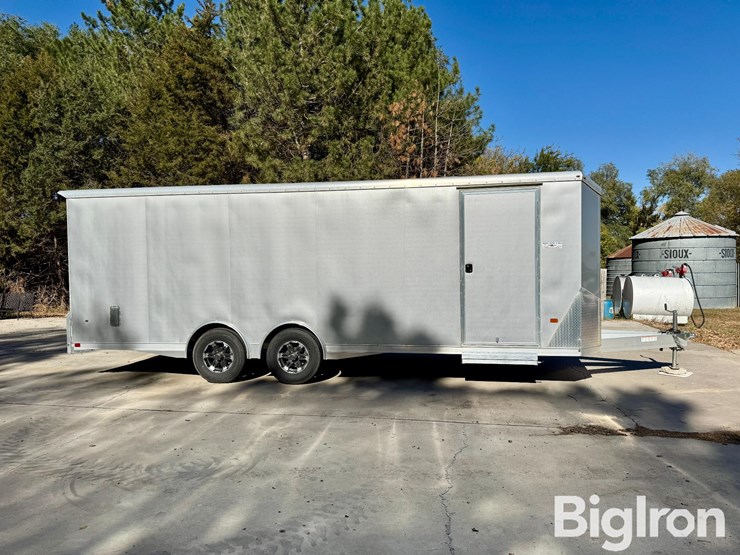 2022-neo-8.5x24-t/a-aluminum-enclosed-trailer-image-4