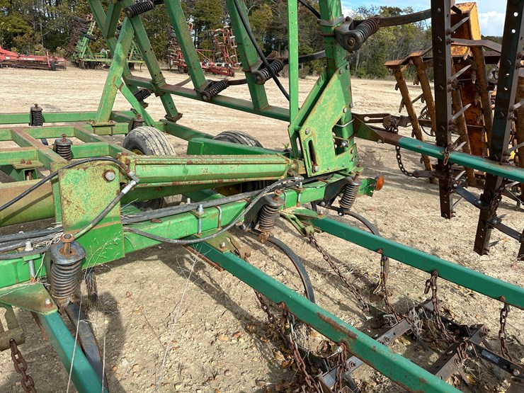 john-deere-38-image-17