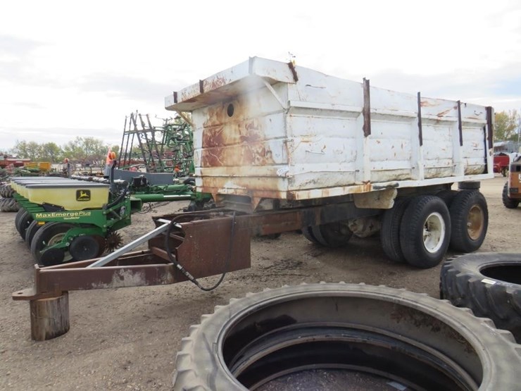 homemade-dump-trailer-image-1