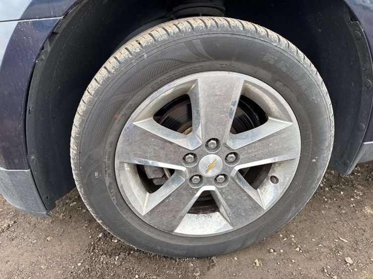 2015-chevrolet-equinox-lt-image-6