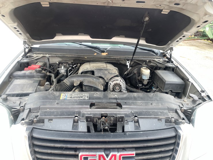 2010-gmc-yukon-image-78