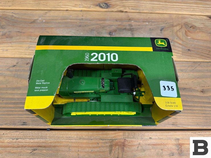 ertl-die-cast-replica-1960-john-deere-2010-crawler-1:16-scale-image-3
