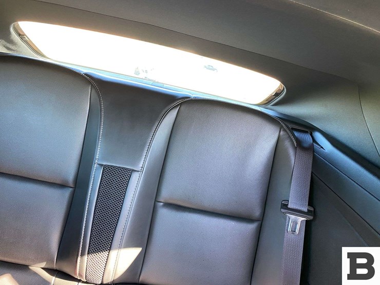 2014-chevrolet-camaro-ss-convertible-image-35