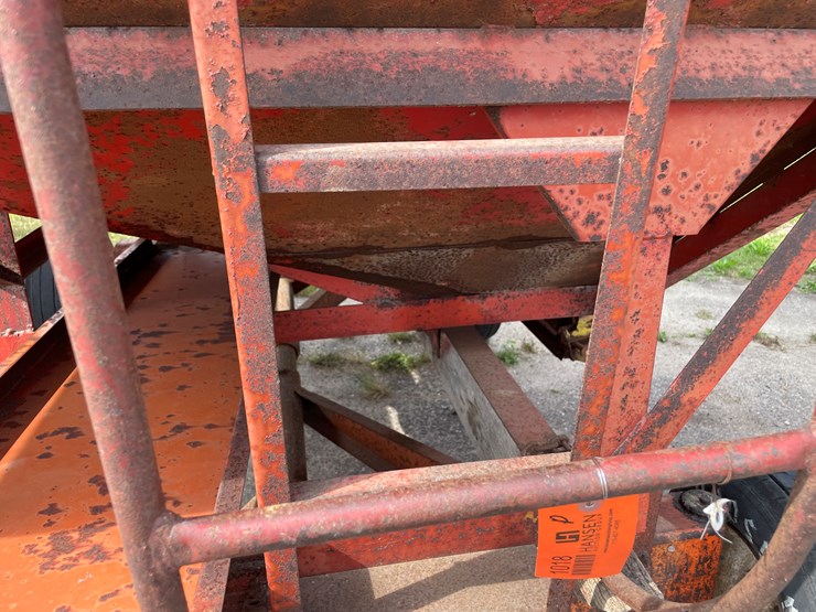 #1467-•-bushnell-gravity-cart-with-auger-image-23