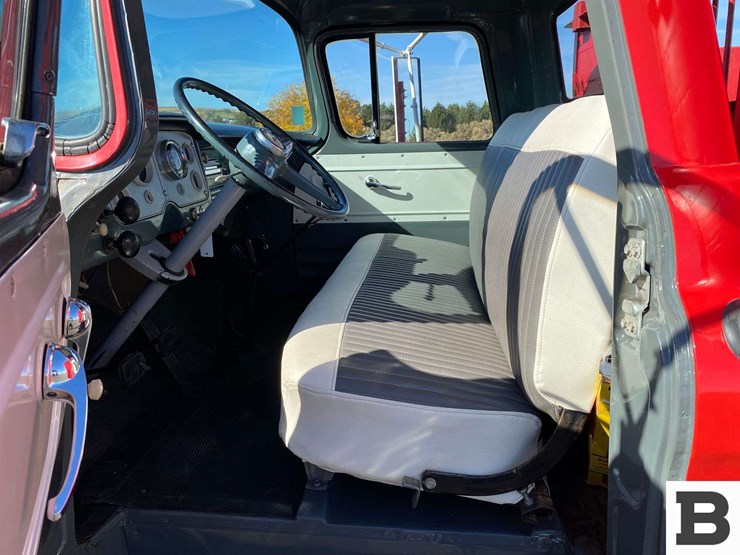 1959-gmc-370-bulk-agriculture-truck-image-36