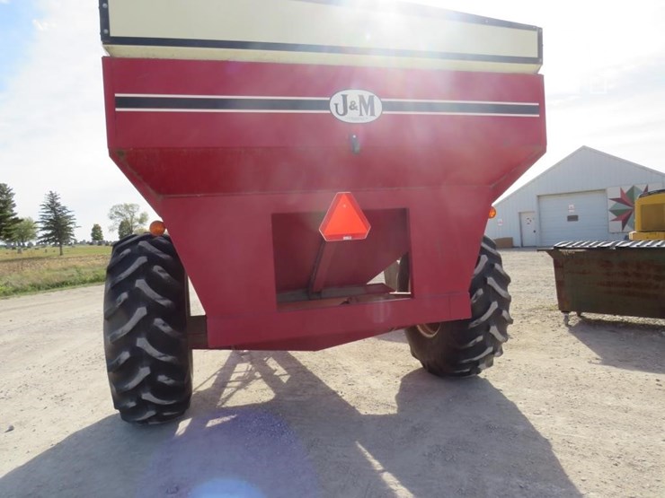 j&m-525-image-5