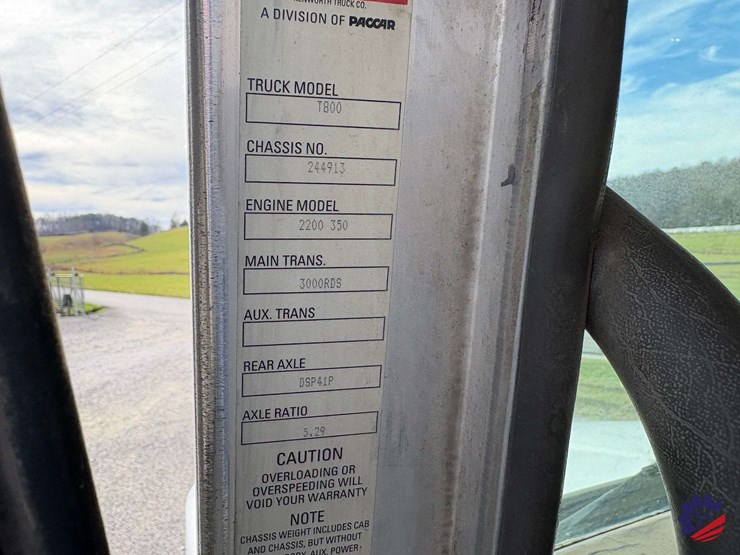 2009-kenworth-t800-image-103