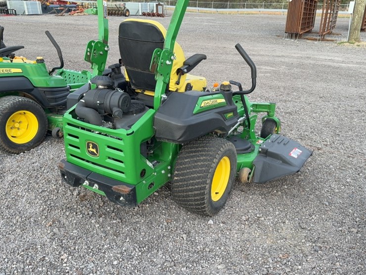 2020-john-deere-2020-image-9