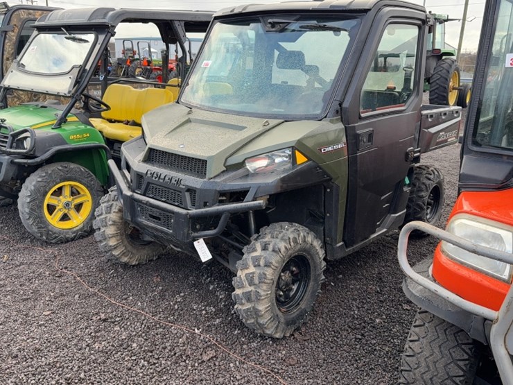 2017-polaris-ranger-image-1