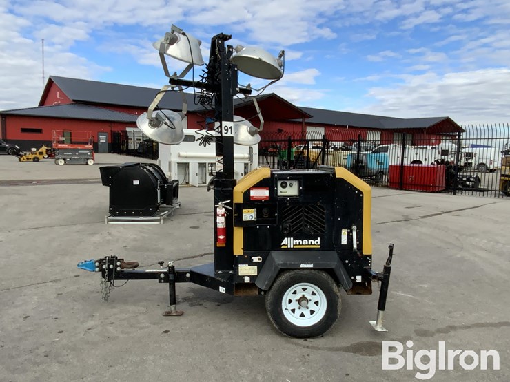 2020-allmand-bros-night-lite-v-series-image-8