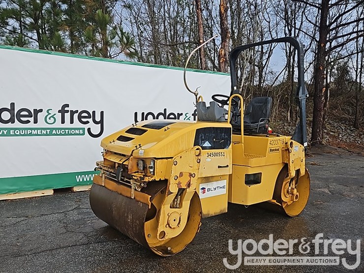 2011-caterpillar-cb34b-image-1