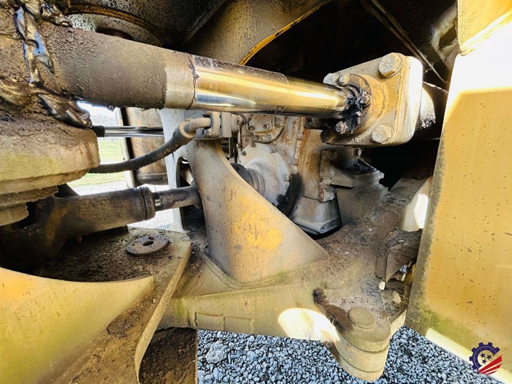 1996-caterpillar-988f-image-55