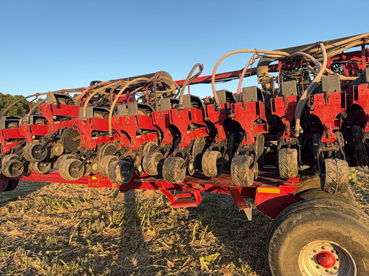 case-ih-1240-image-141