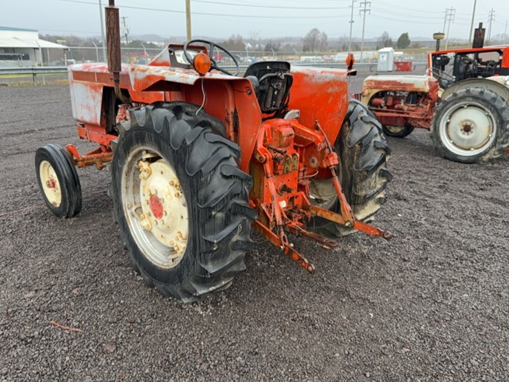 #3059-•-allis-chalmers-tractor-image-10