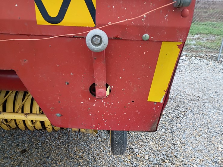 new-holland-678-image-22