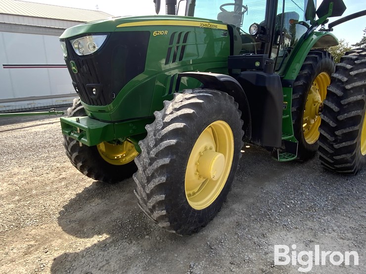 2014-john-deere-6210r-image-10