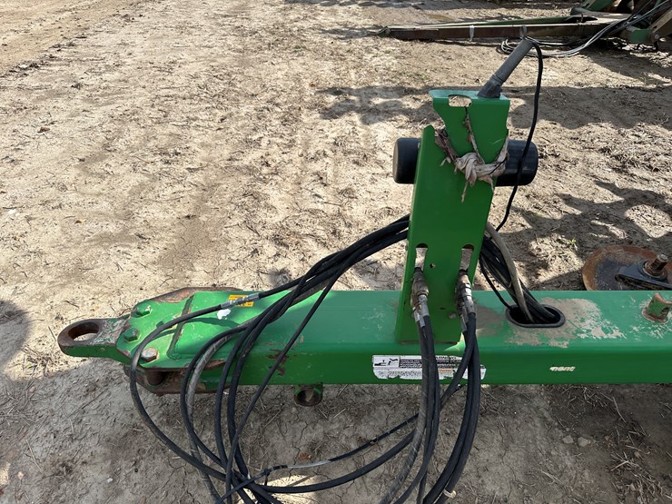 john-deere-2623-image-38