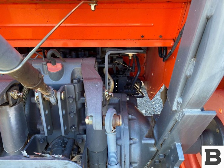 kubota-l4240d-tractor-image-23