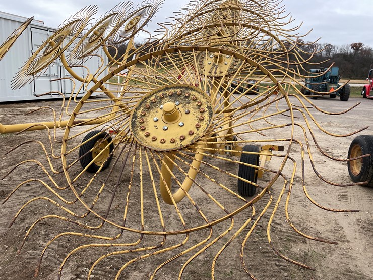 #1466-•-2008-vermeer-(10)-wheel-rake-with-kicker-image-7