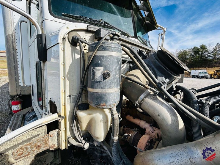 2007-peterbilt-340-image-151