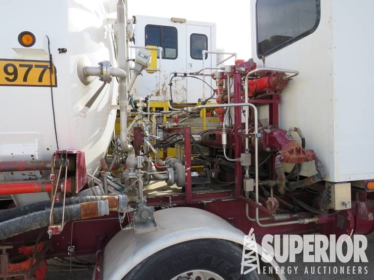 (x)-(5-32)-2010-stewart-&-stevenson-180k-nitrogen...-image-21