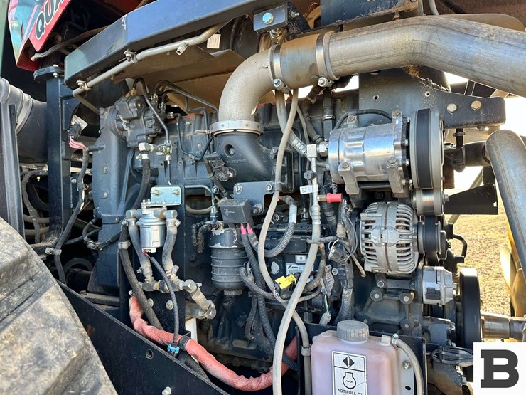 2014-case-ih-370-image-21