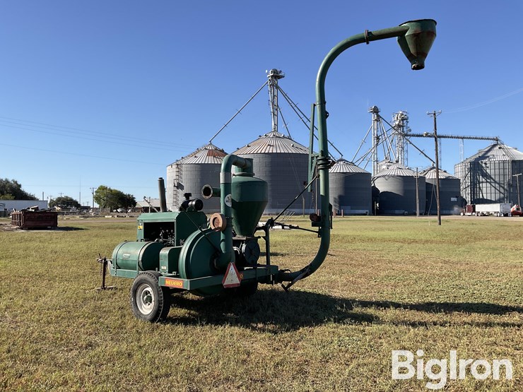 neuero-bulk-material-handling-grain-vacuum-image-7