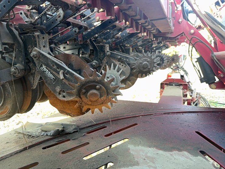 case-ih-1200-image-46