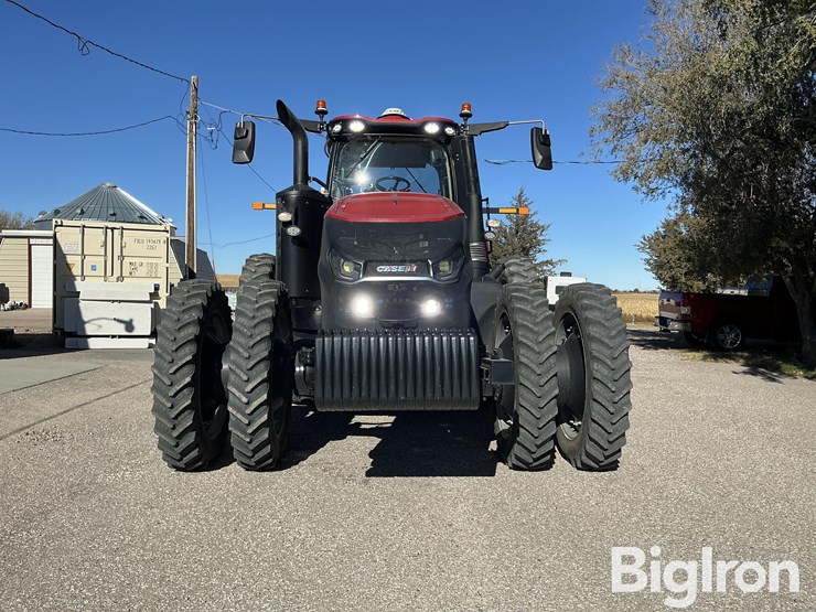 2022-case-ih-magnum-310-image-2