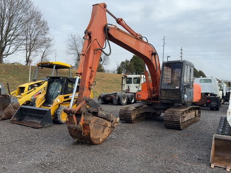 hitachi-ex120-2-image-1