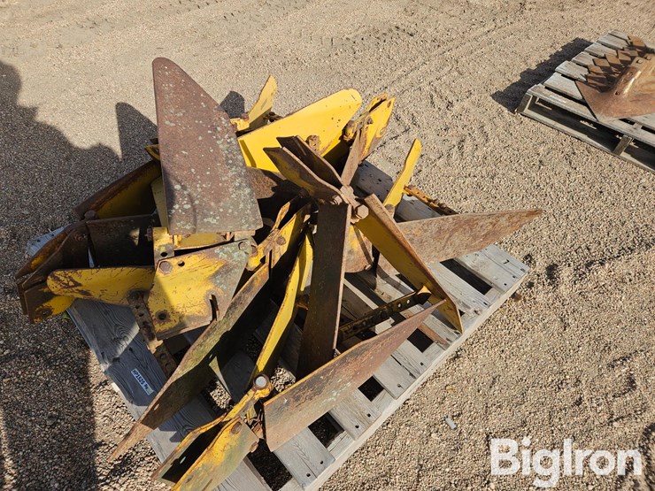 buffalo-cultivator/ridger-ridging-wings-image-10