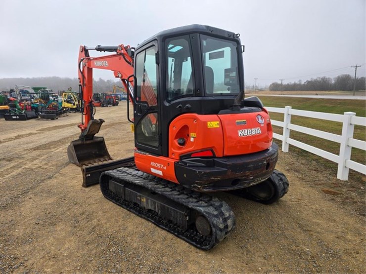 kubota-kx057-4-image-3