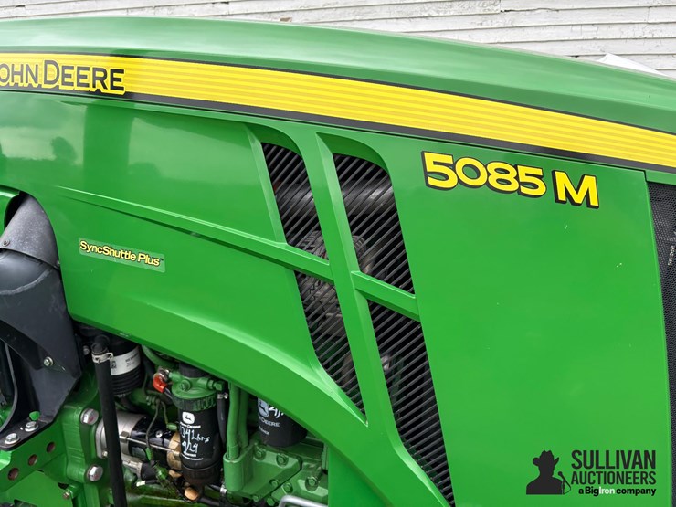 2011-john-deere-5085m-image-14