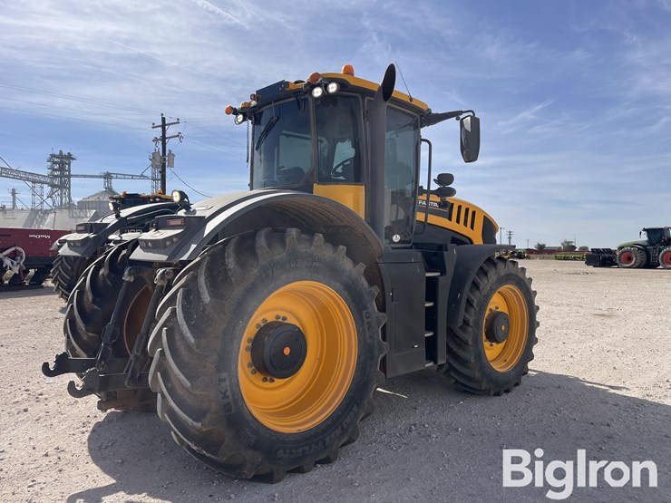 2021-jcb-fastrac-8330-image-5