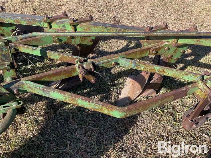 john-deere-5-image-13