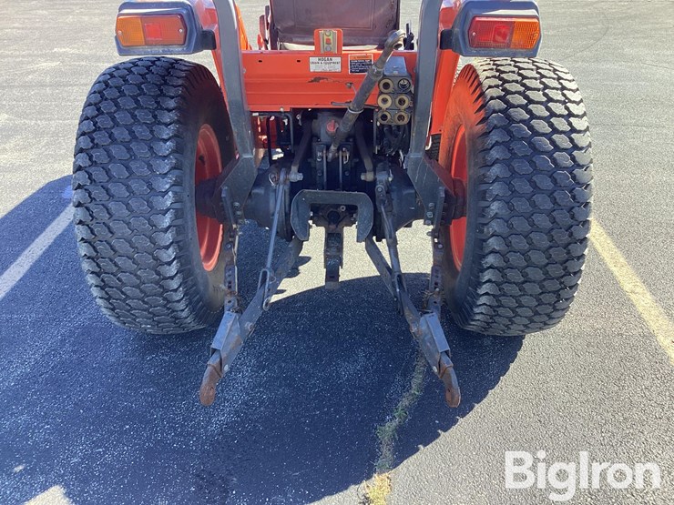 2002-kubota-l3710d-image-9